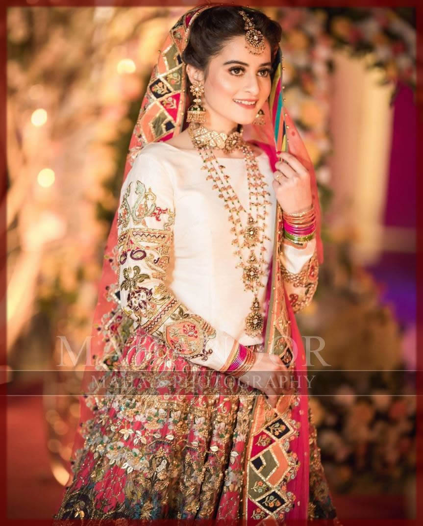 12 Mehndi Dresses and outfits For Bride Trending this Wedding Season