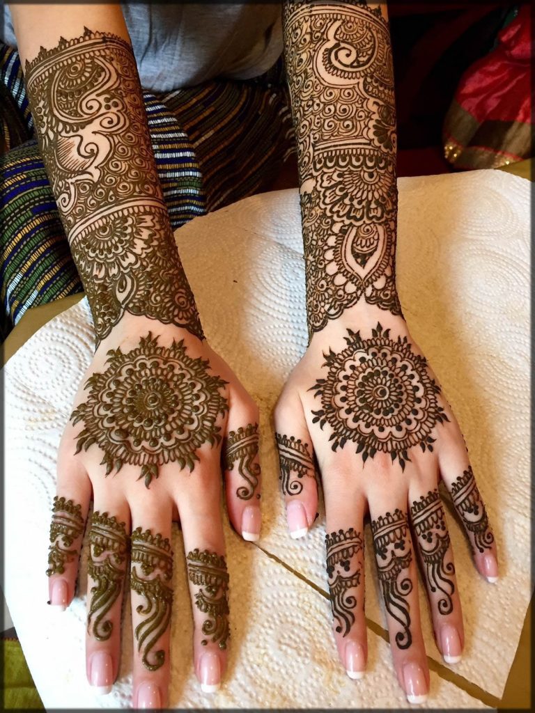 full hands tikki style mehndi design