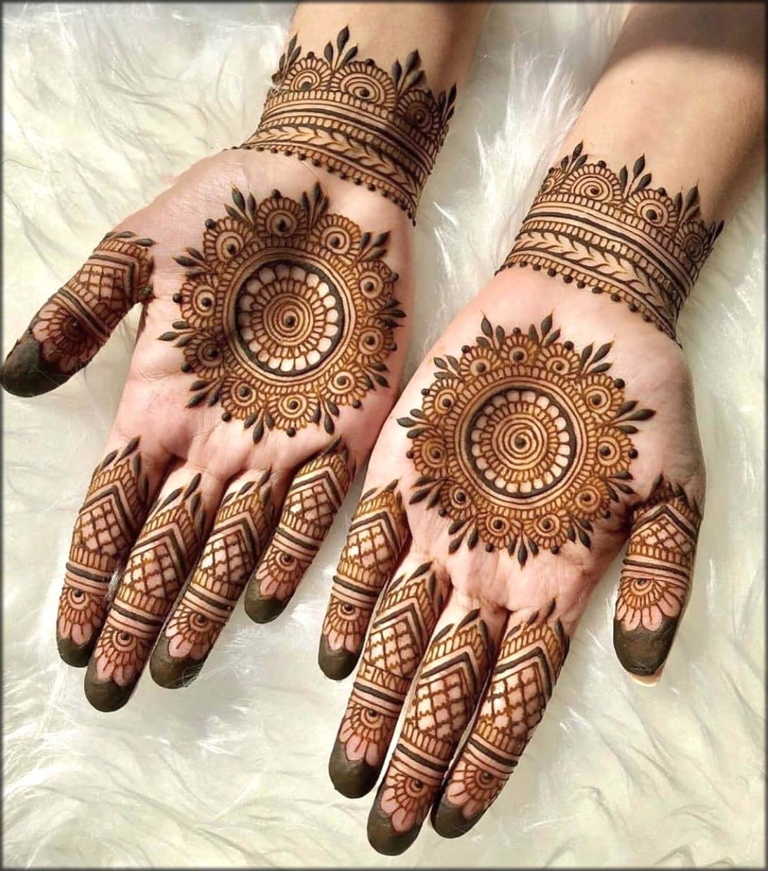 Latest Pakistani Mehndi Designs 2021 for Eid and Wedding Events
