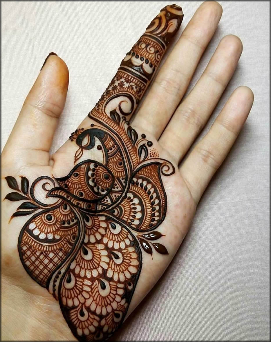 Central Palm Peacock Mehndi Designs