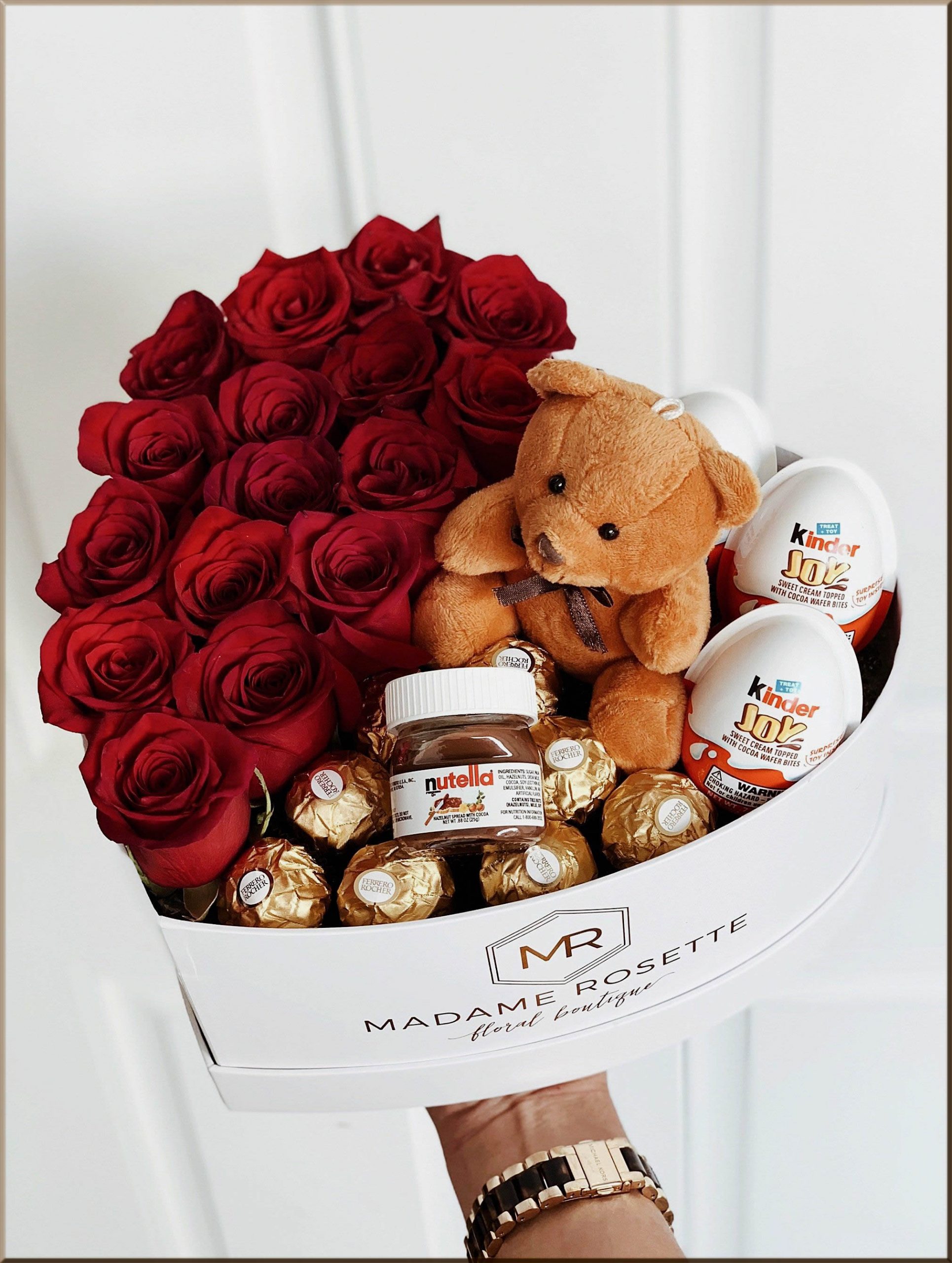 chocolate bouquet with the flowers and teddy