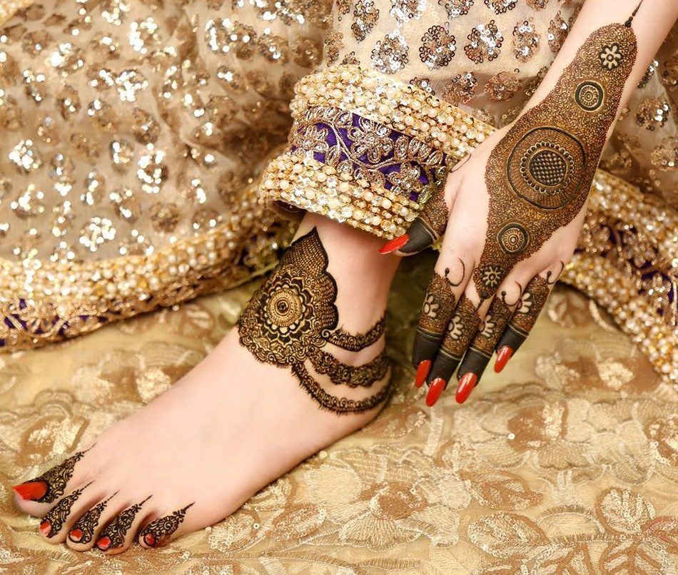 Bridal Henna Services: Create Timeless Wedding Memories