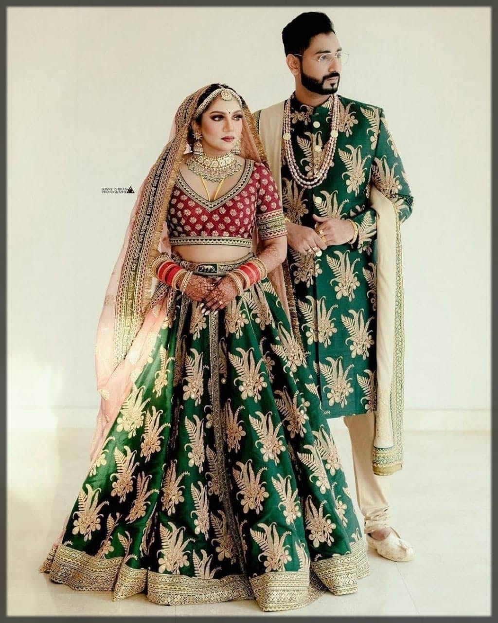 mehndi dresses for bride and groom