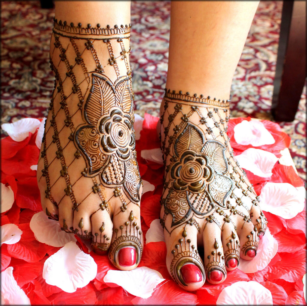 turkish mehndi for feet