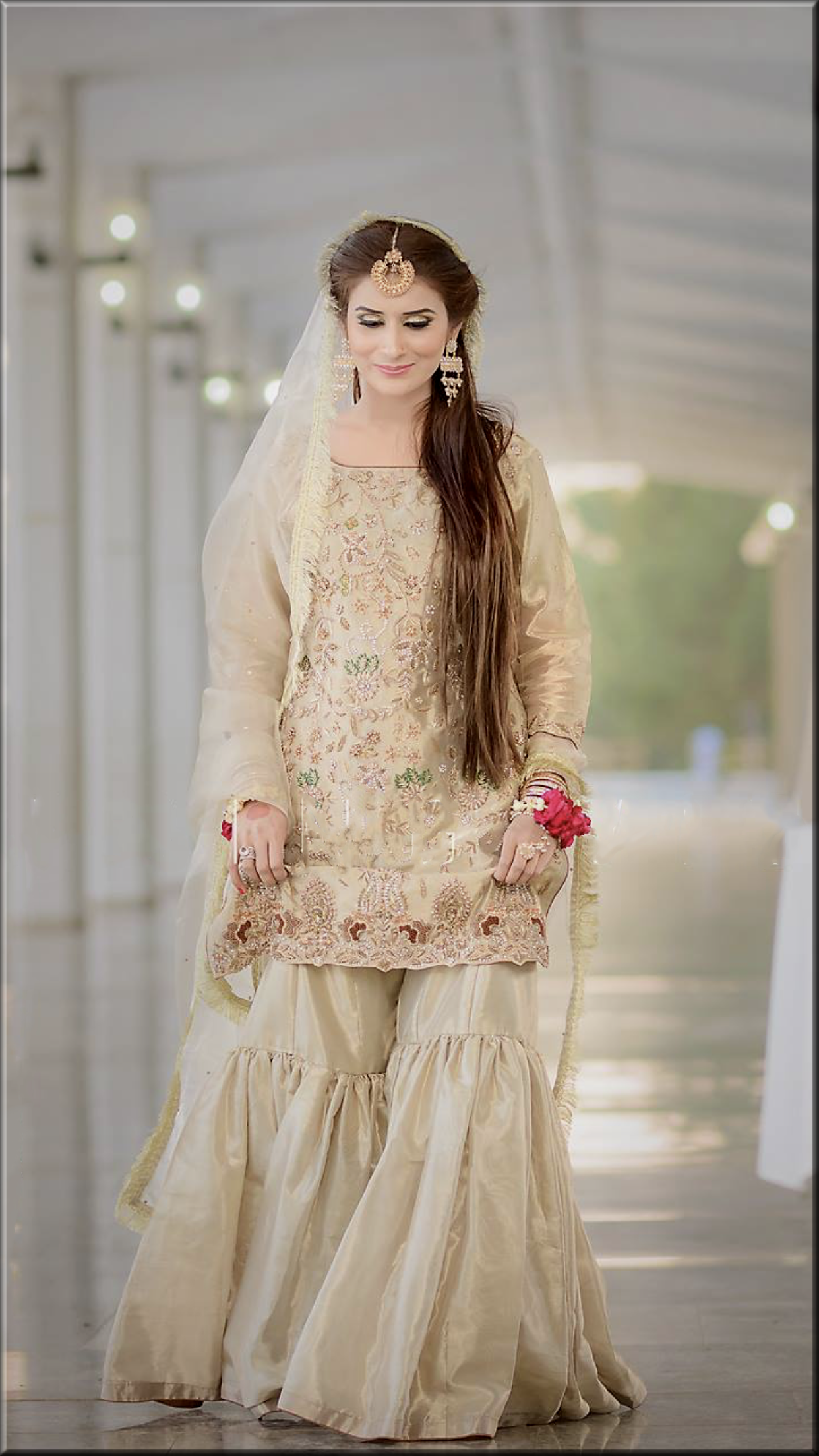 dress for engagement for female