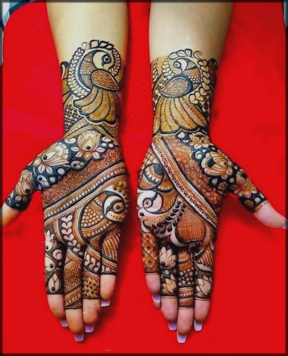 Stunning Peacock Mehndi Design