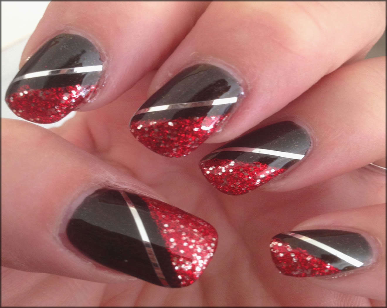 Easy Red and Black Nails Art