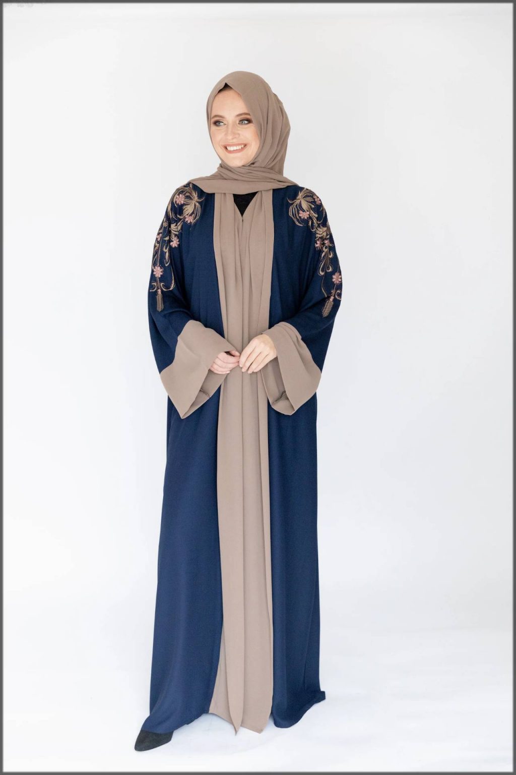 abaya with lace design