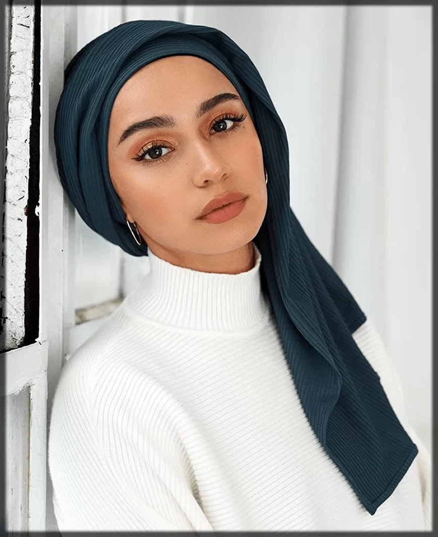 airy hijab styles for univerisity girl