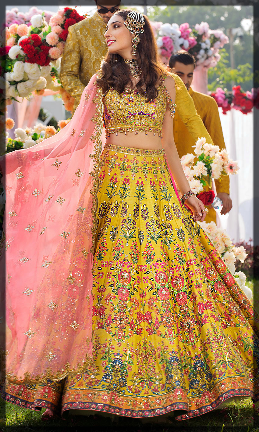 classy yellow bride mehndi dress