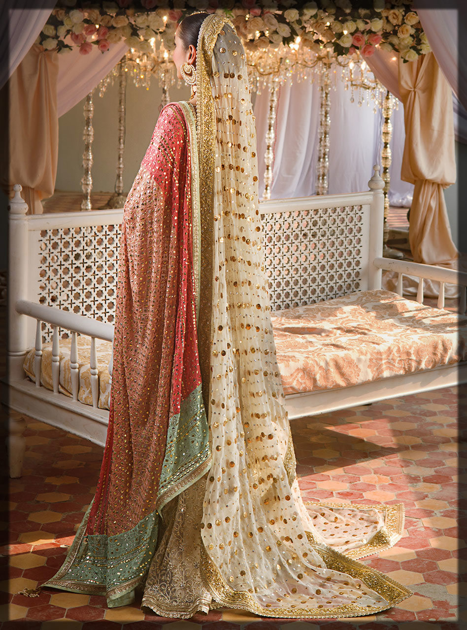 ivory embellished net bridal dress