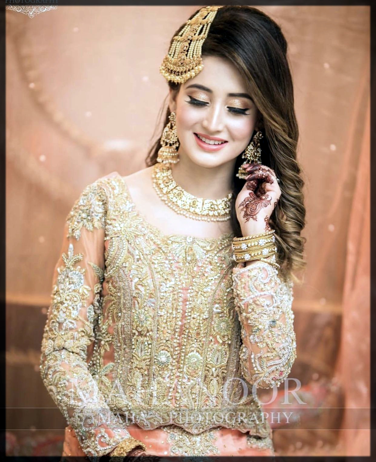 Details more than 81 round face pakistani bridal hairstyles latest - in ...