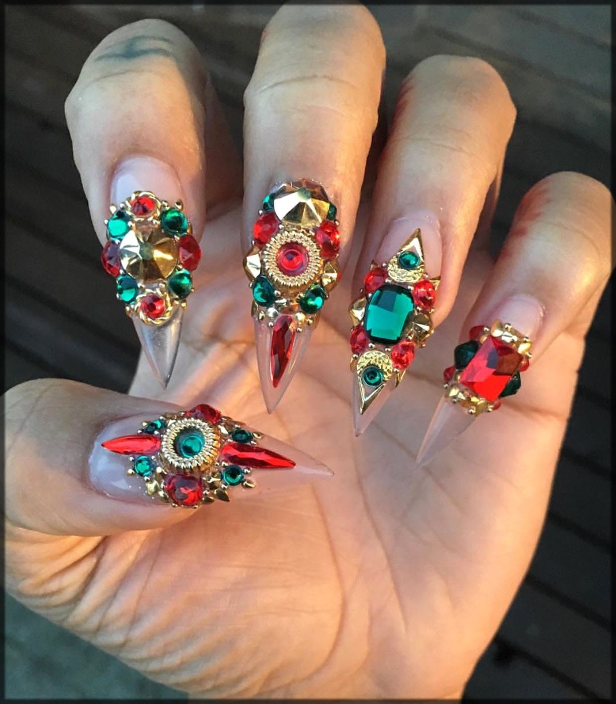 Bling stylish nail art for christmas