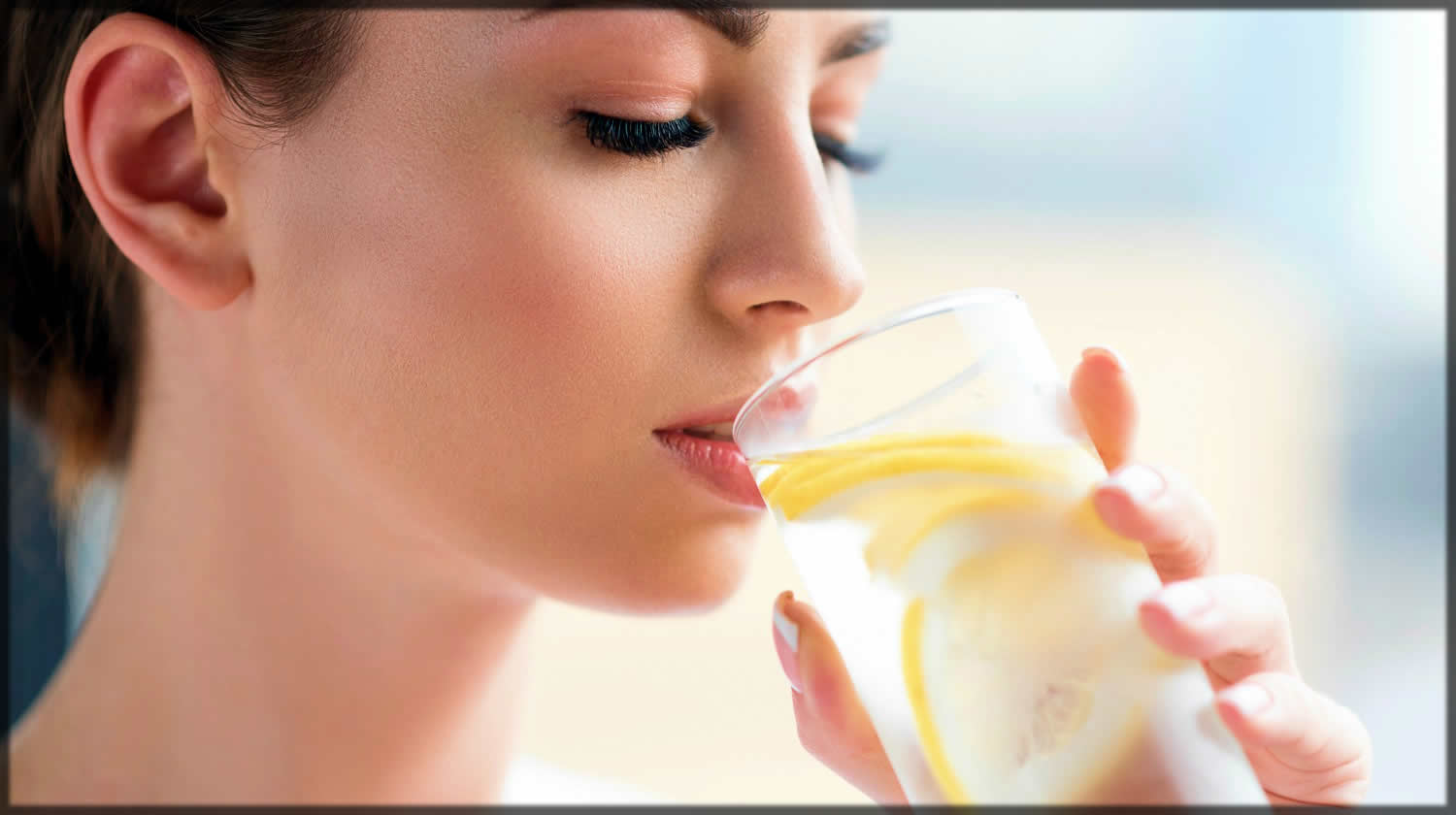 Daily skin care lemon water tip for women
