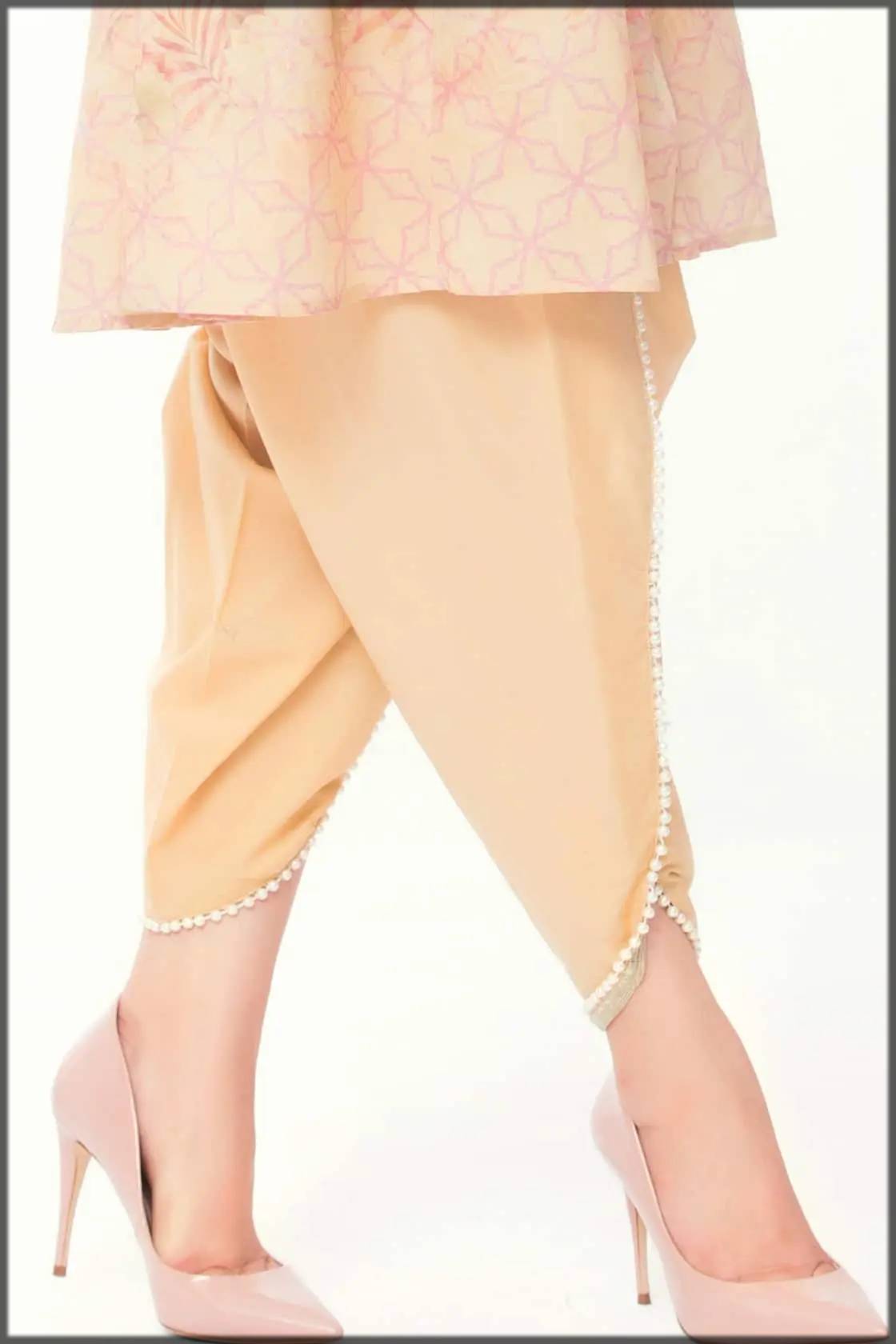 Swaan Kurta With Tulip Pants Set of 2