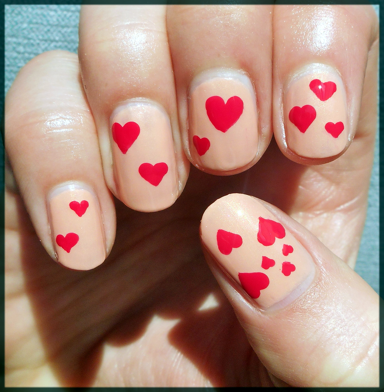 DSCI4418.JPG (1600 × 1331) Valentine's day nail designs, Valentine nail art, Rom