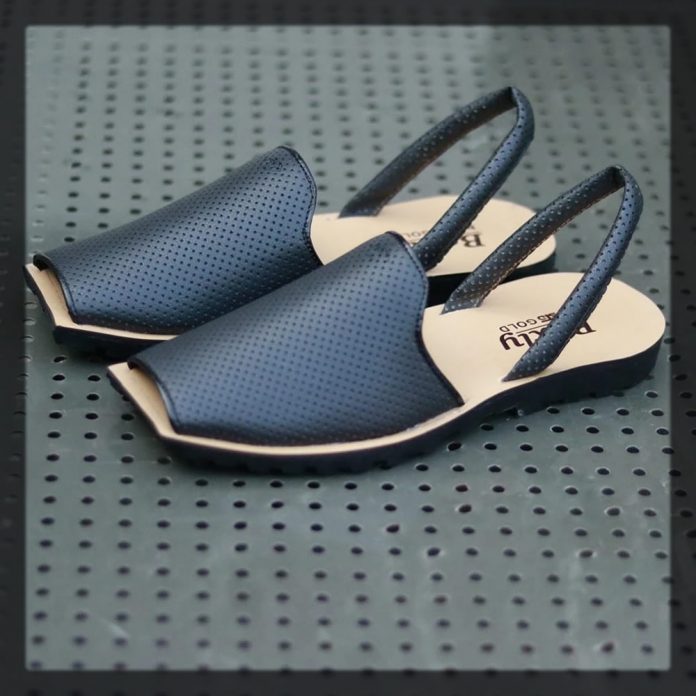 kheri chappal design