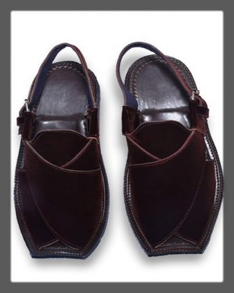 velvet ki chappal