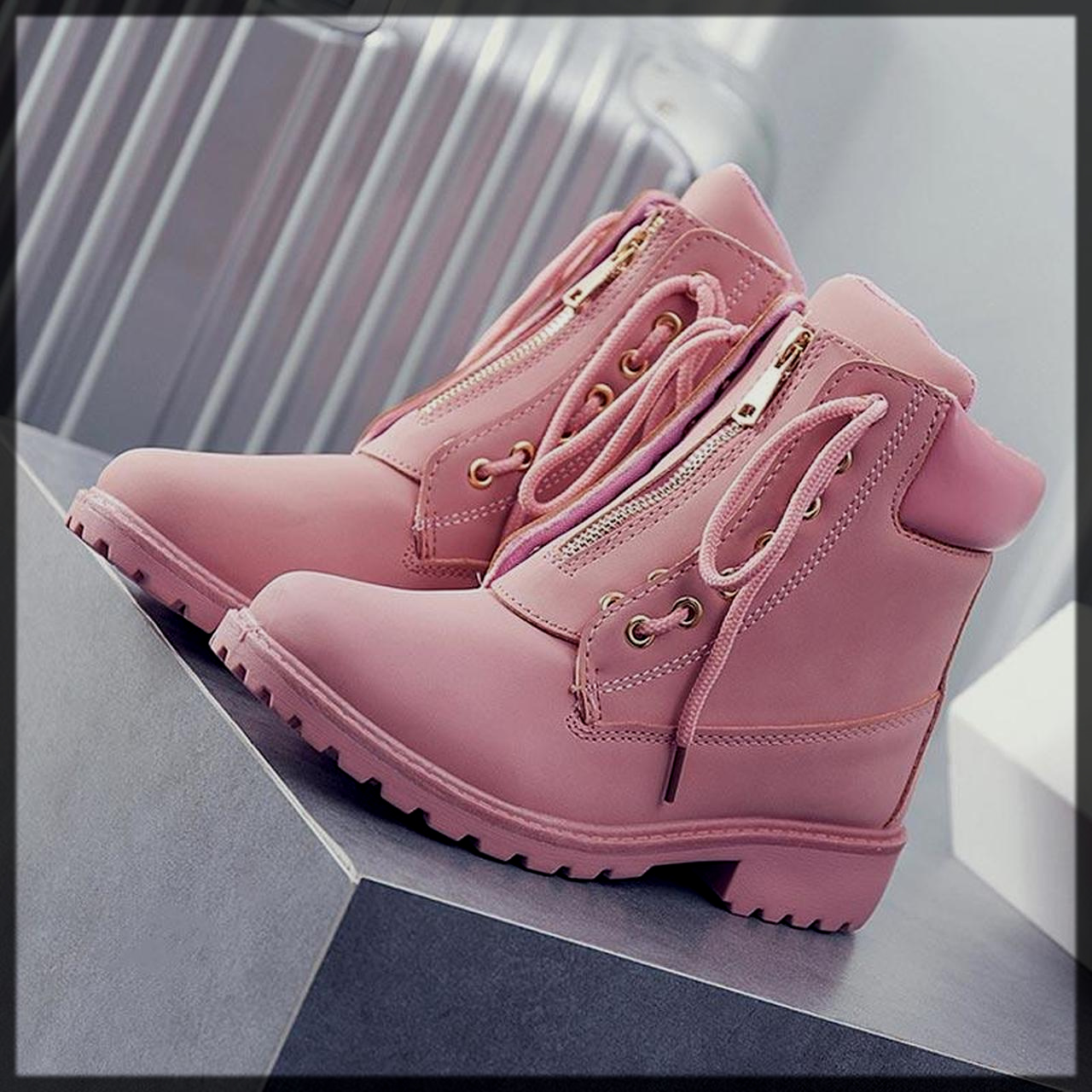 lovely pink boot for women