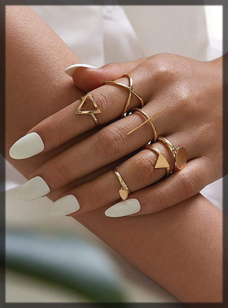 rings on hand