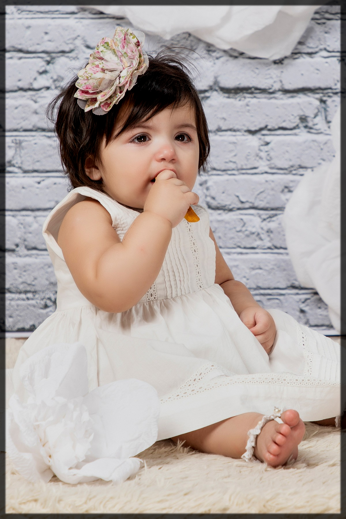 pretty white outfit for kids