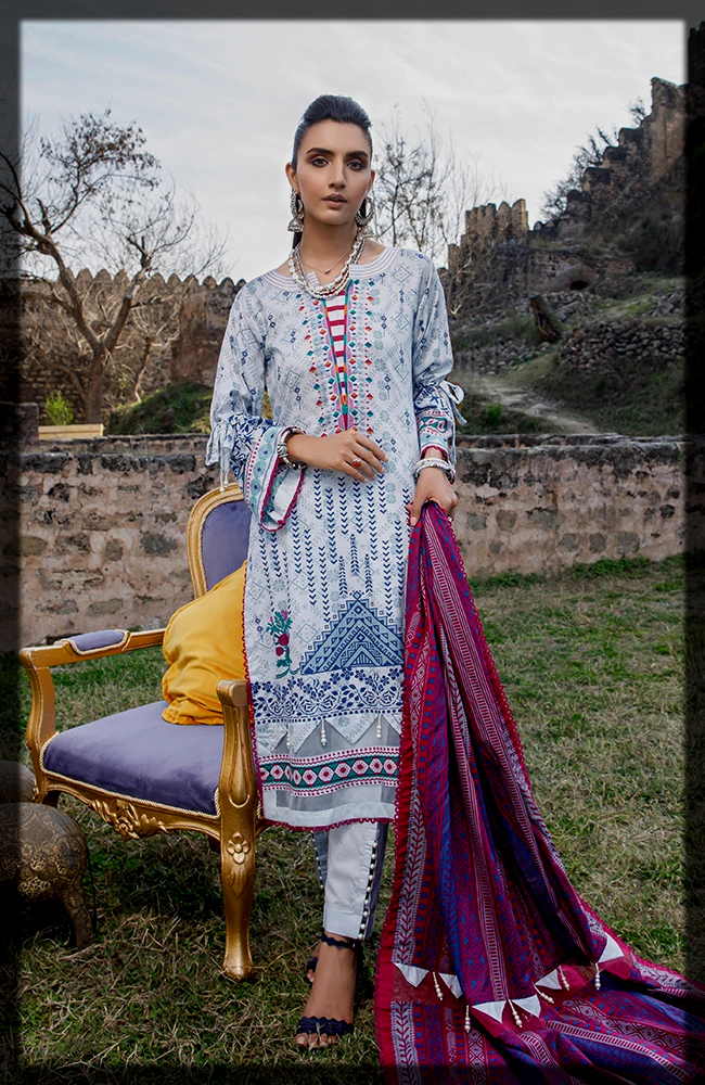 summer lawn suit with printed lawn dupatta