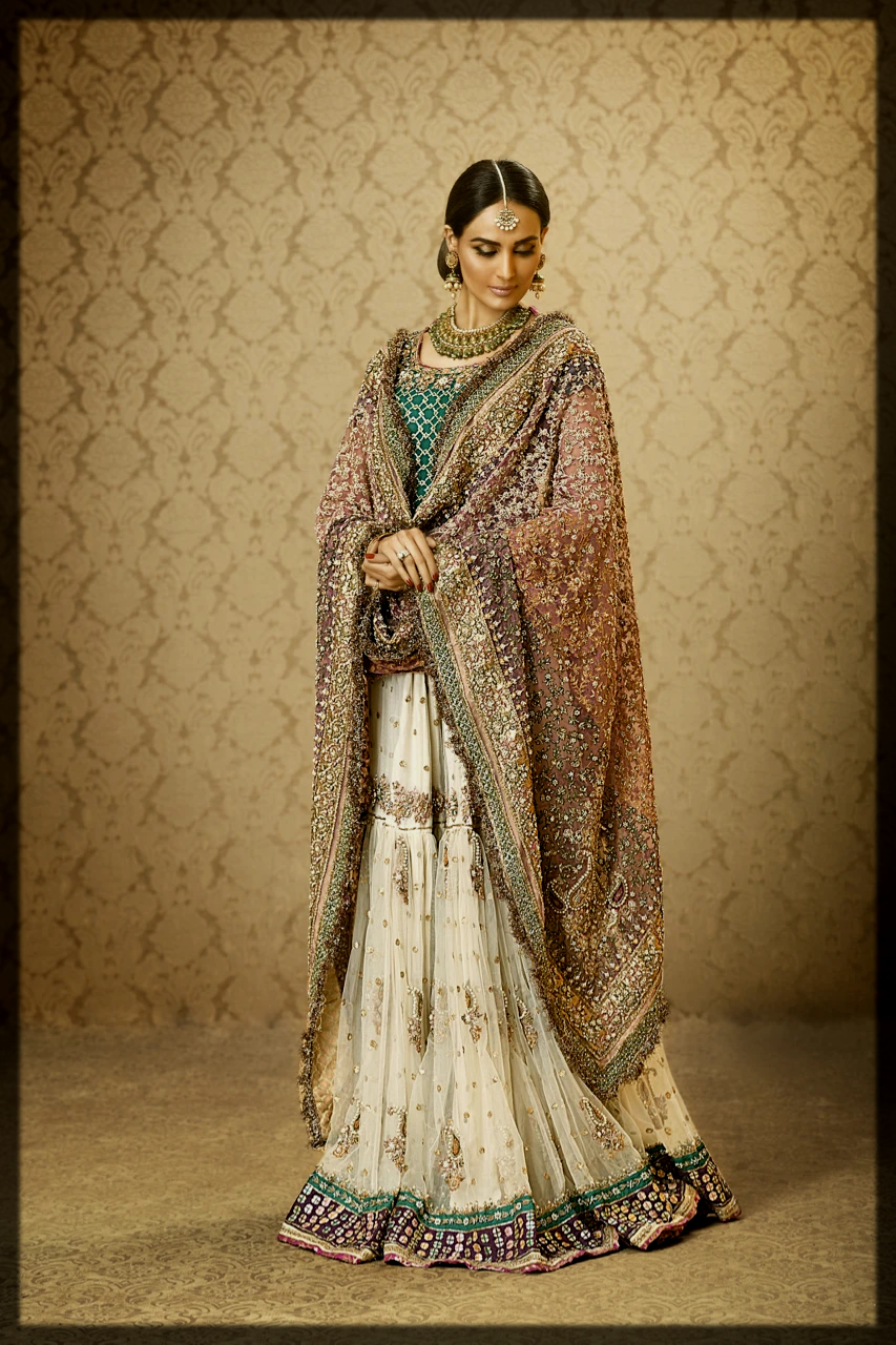 stunning bridal nikkah outfit