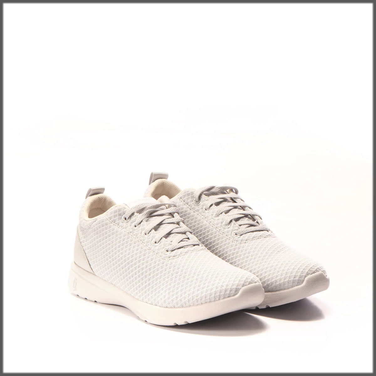 white running shoe