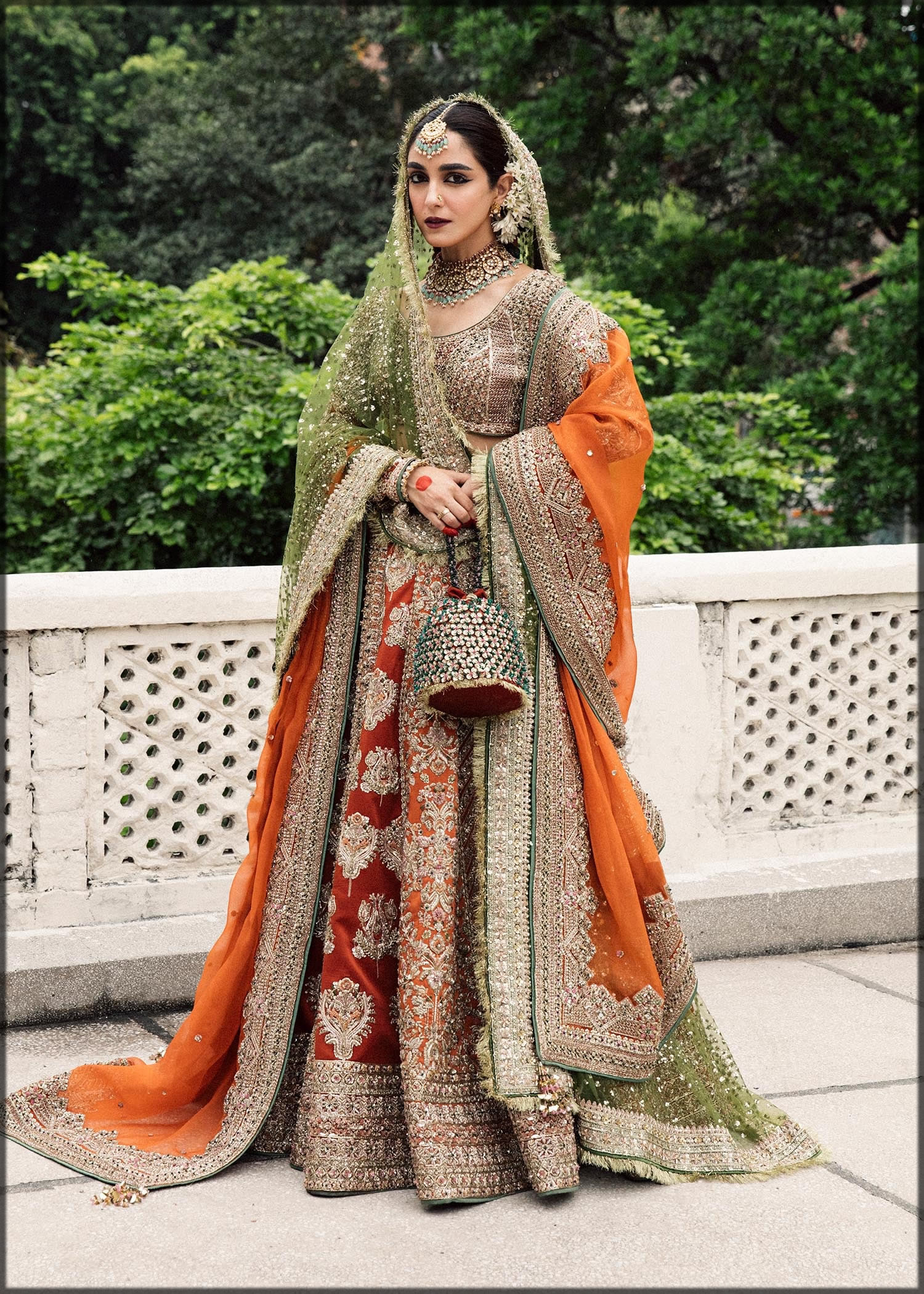 stunning bridal mehndi dress