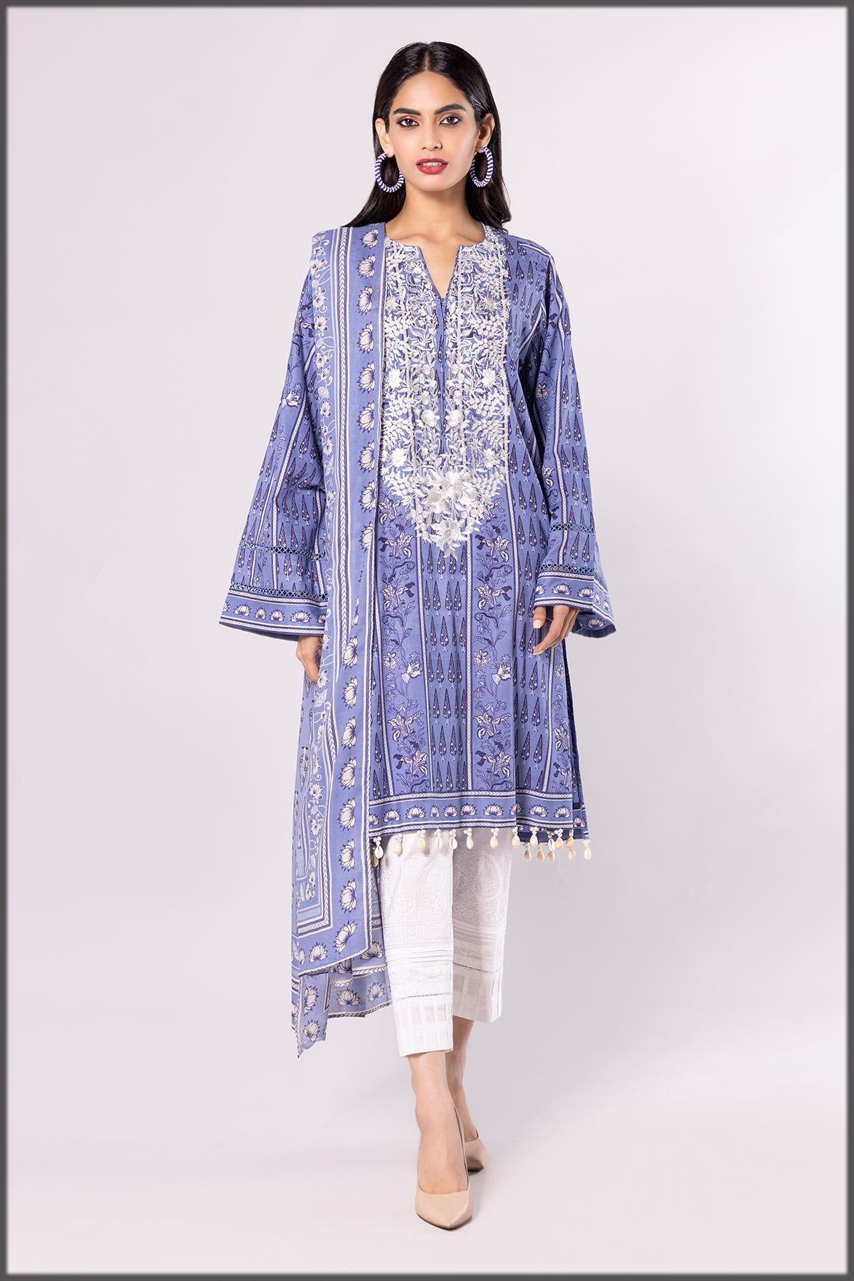 2pc embroidered lawn suit for ladies