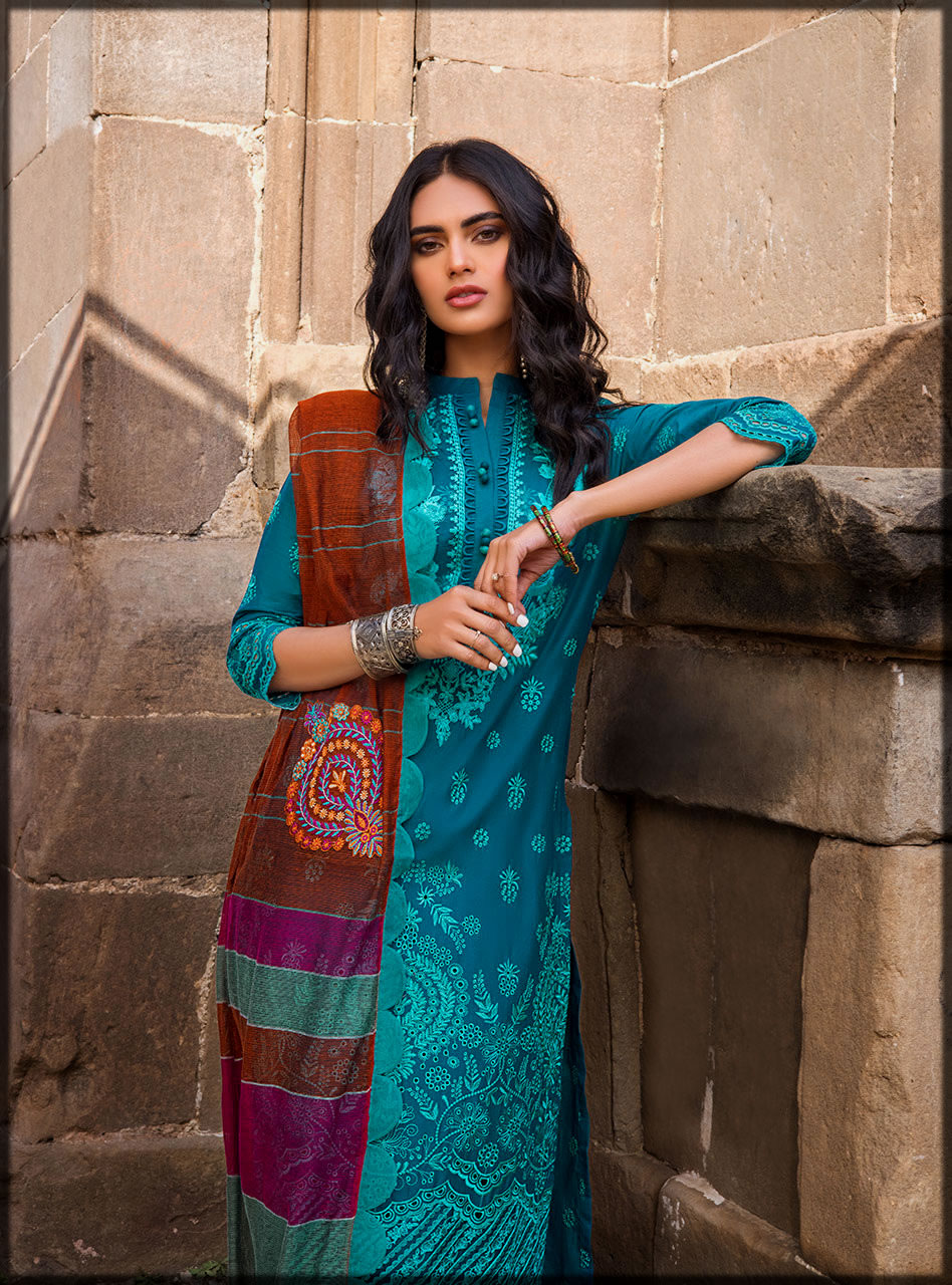 Thread and Motifs Luxury Lawn Collection