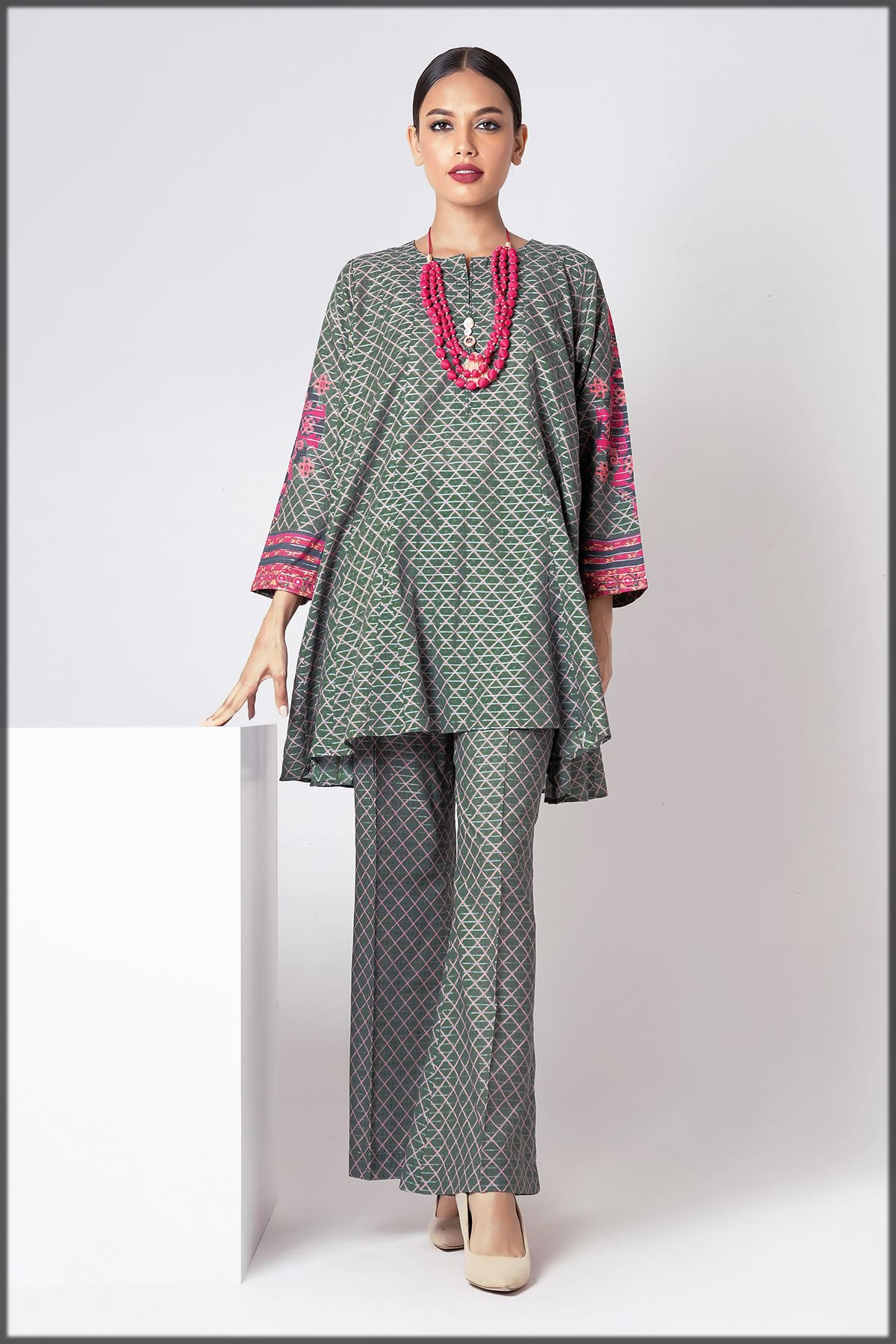 summer 2pc printed suit