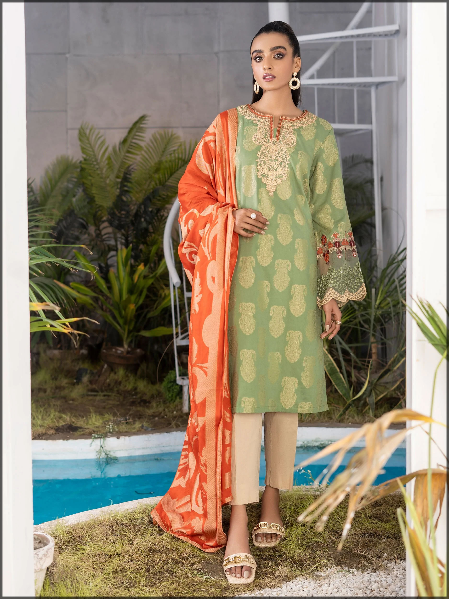 2 Piece Embroidered Jacquard Suit for women