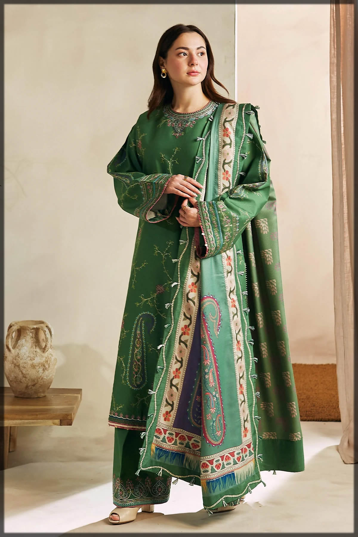 khaddar suits ft hania amir