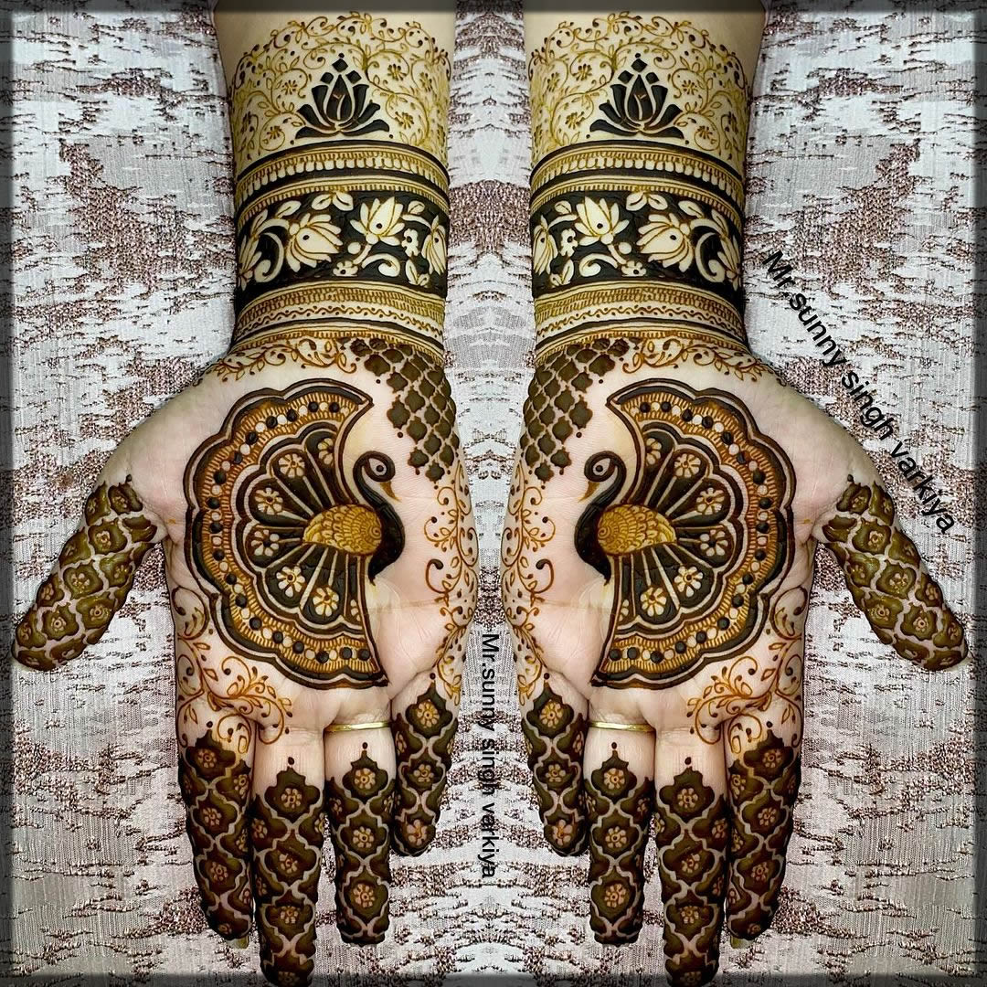stylish mehendi designs