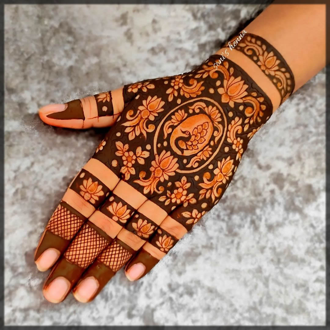 peacock mehndi designs for back hands