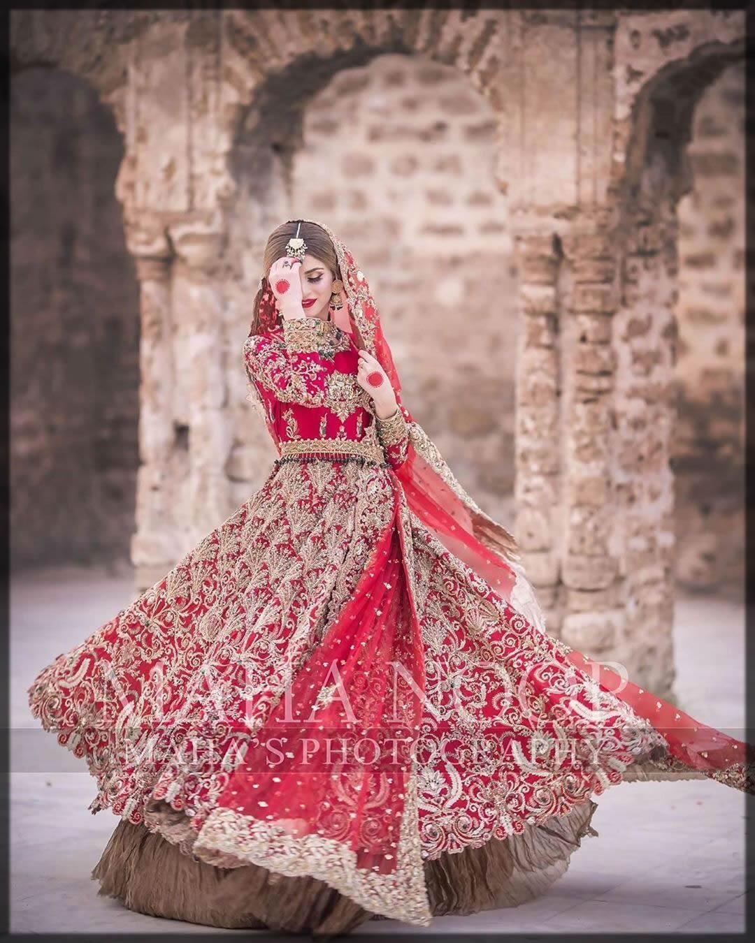 red bridal lehenga